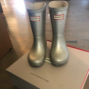 Hunter rain boots! Toddler size 8B/9G